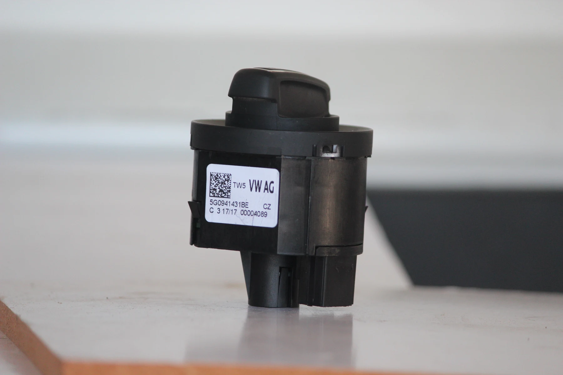 VW Golf Mk7 automatic headlight switch